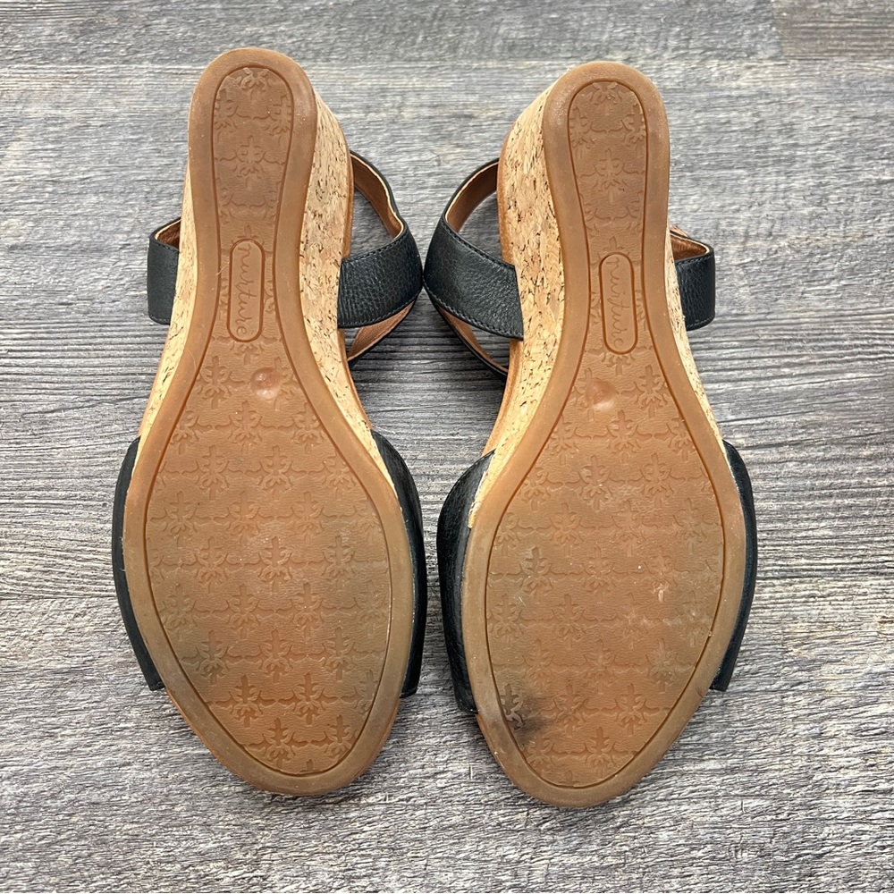 Nurture Shawen black leather wedged open toe sandals size 9 B18 - Picture 5 of 5